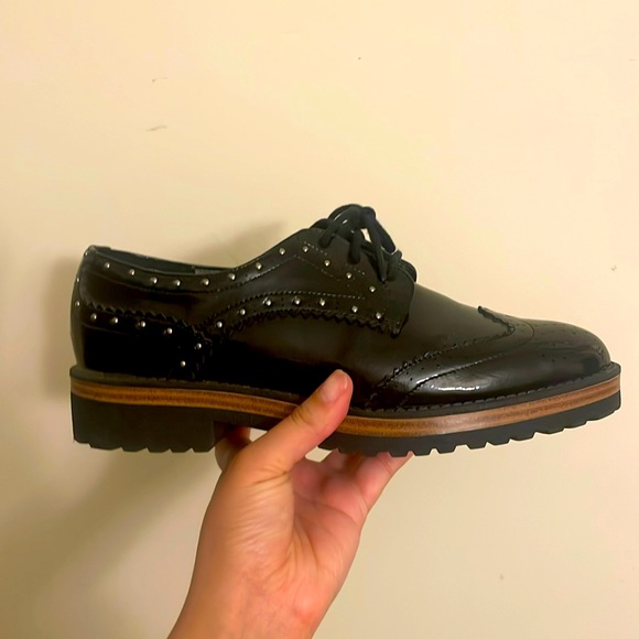 Black Aldo Vegan Leather Oxfords Size 6.5 Never Worn - Picture 1 of 3